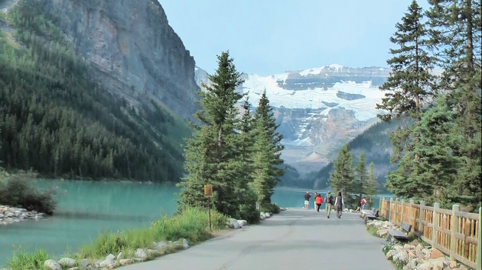 LakeLouise
