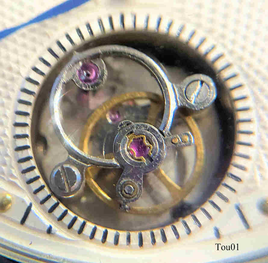 Tou01Tourbillon1